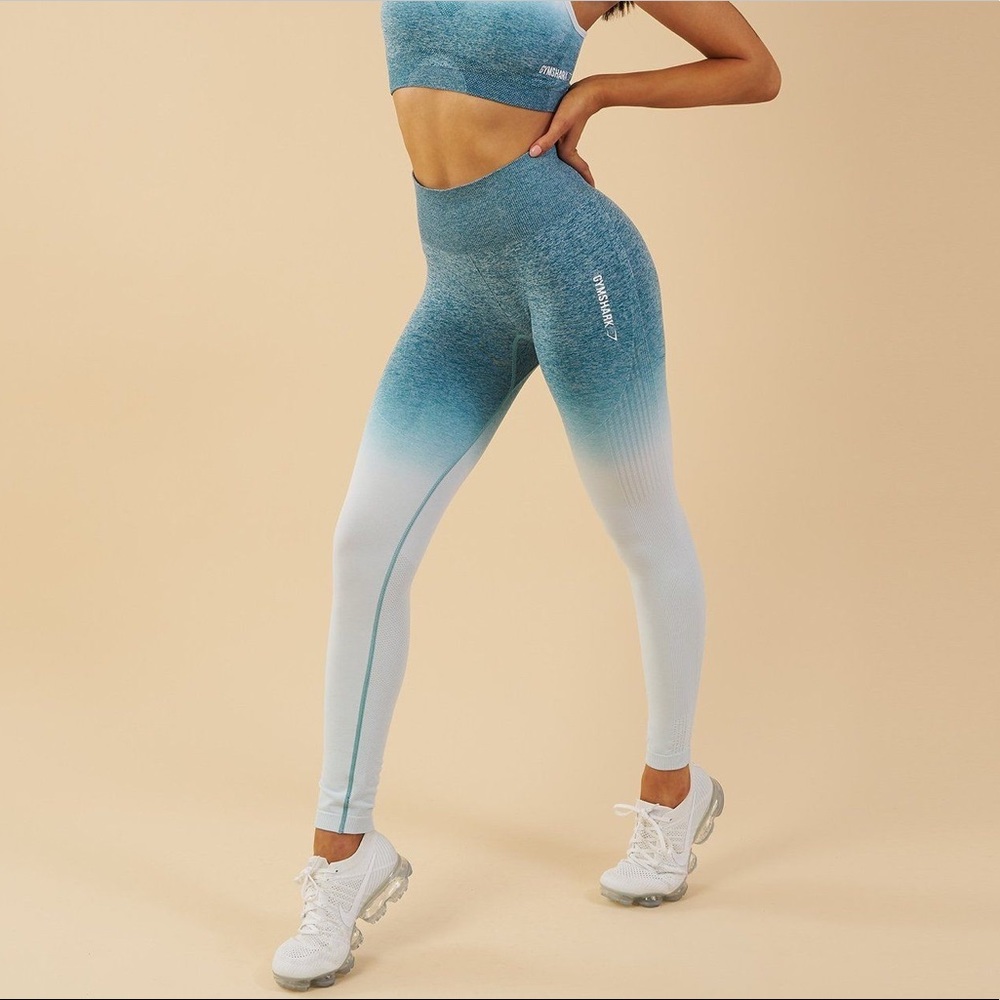 COPY - Gymshark Ombré blue leggings! NWOT size Sm…